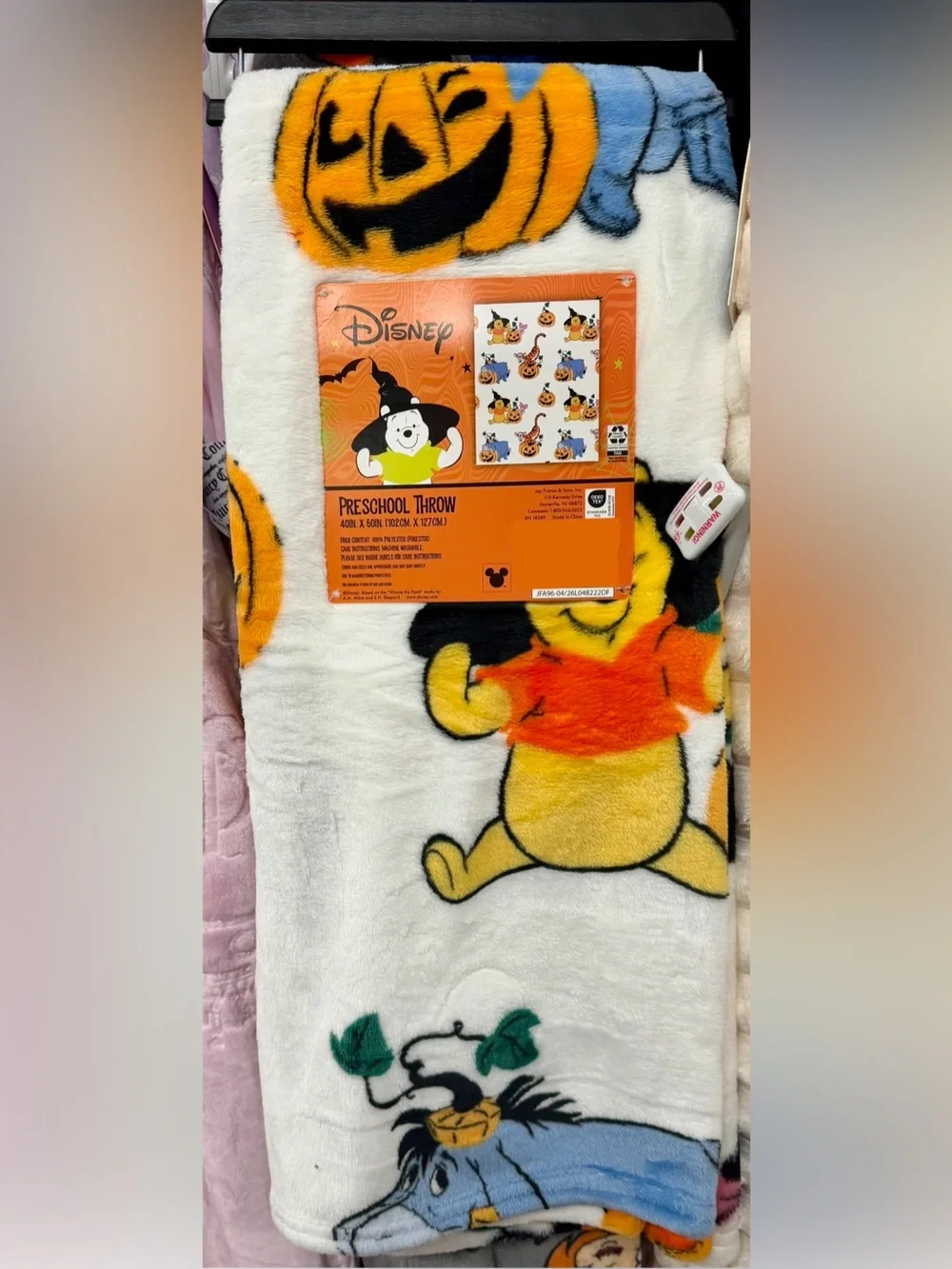 Winnie the Pooh halloween plush blanket throw